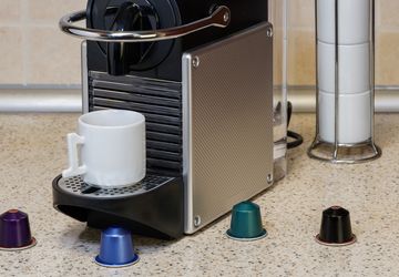 Cara Membersihkan Mesin Nespresso dengan Benar