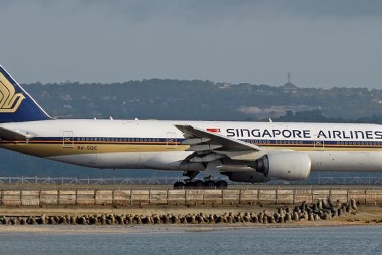 Pesawat Boeing 777-200 ER milik Singapore Airlines