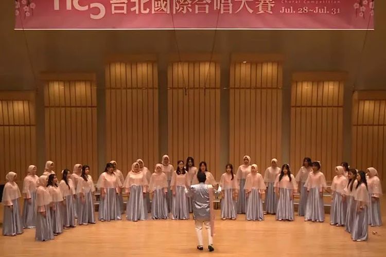 Viral, Paduan Suara SMA 15 Surabaya Sabet Medali Emas di Taiwan Bawakan Lagu Ikilimikiliklik
