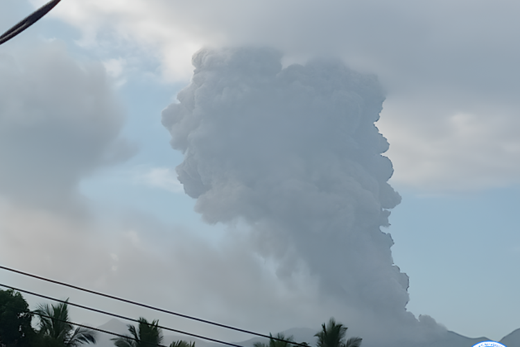 Gunung Dukono Di Maluku Utara Meletus, Keluarkan Abu Setinggi 2.600 Meter