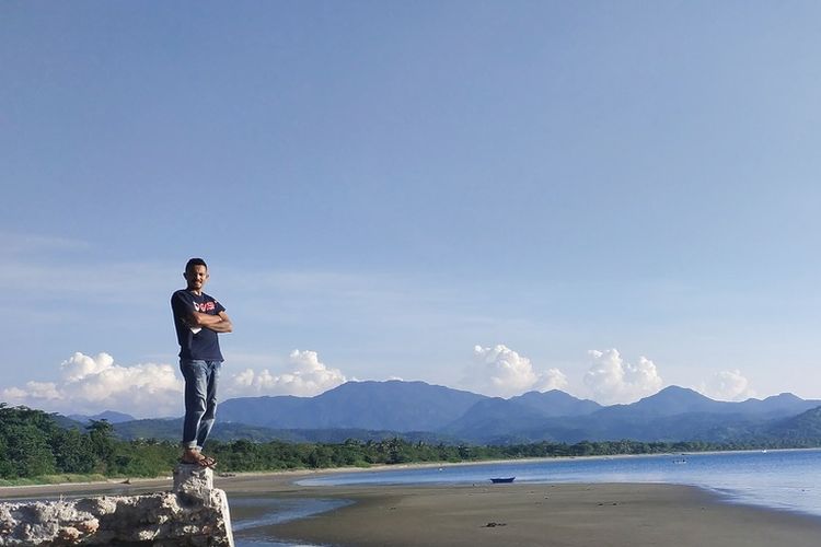 Keindahan Nanga Lirang, Desa Satar Padut, Kec. Lambaleda Utara, Kab. Manggarai Timur, NTT, Jumat, (29/4/2022). (KOMPAS.com/MARKUS MAKUR)