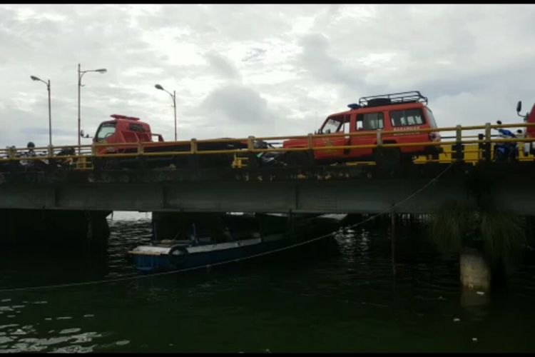 Basarnas Balikpapan mencari seorang anggota TNI yang hilang di Sungai Manggar. Satu anggota TNI lain selamat, sementara seorang wanita tewas. Berkembang di kalangang warga bahwa keduanya berupaya menyelamatkansi wanita tenggelam.