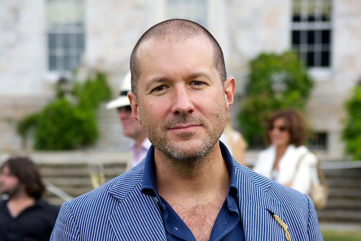 Mantan desainer produk Apple, Jony Ive