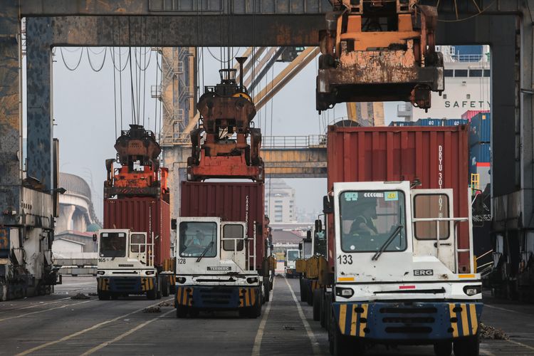Optimisme 6 Persen dan Tantangan Transformasi Ekonomi