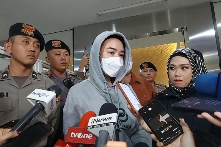 Artis Amanda Manopo di Bareskrim, Mabes Polri pada Senin (2/10/2023).