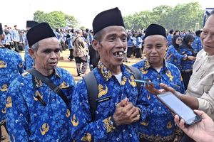 Kisah Cacang 25 Tahun Bergaji Rp 500.000 sebagai Honorer, Kini Diangkat Jadi PPPK