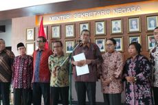 Pansel Ombudsman Serahkan 18 Nama kepada Jokowi