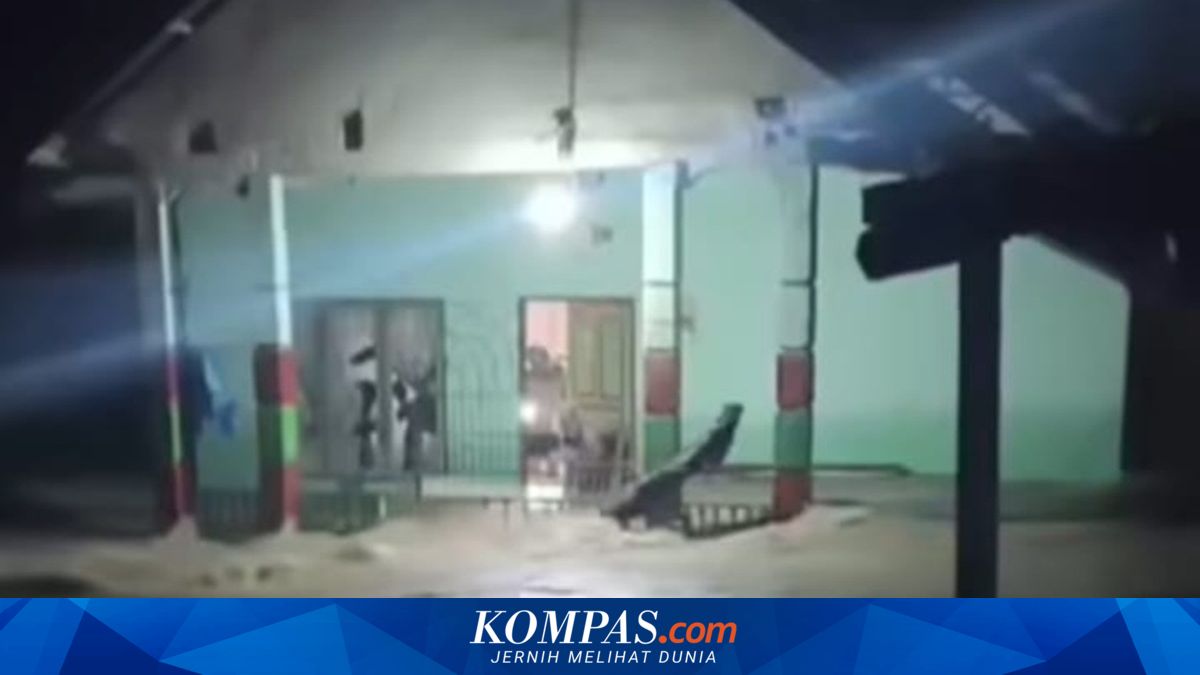 Hujan Deras di Sinjai Picu Banjir Bandang dan Longsor, Satu Rumah Hanyut, Perkampungan Terisolir