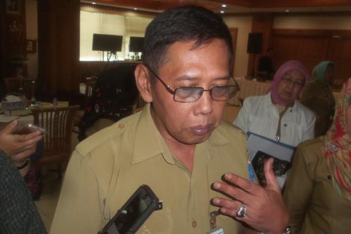 Kepala Dinas Pelayanan Pajak DKI Jakarta Agus Bambang Setyowidodo saat memaparkan mengenai realisasi penerimaan pajak sampai pertengahan Agustus 2016, di kantornya, Selasa (16/8/2016)