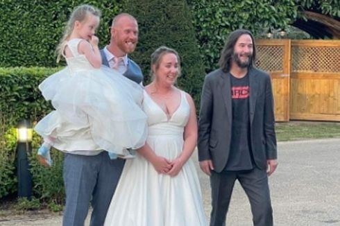 Pasangan Inggris Terkejut Pesta Pernikahannya Didatangi Keanu Reeves