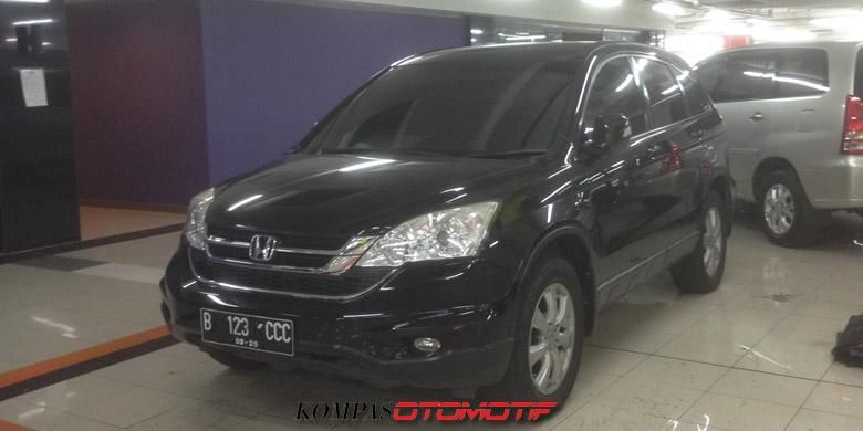 Mobil bekas Honda CRV di MGK Kemayoran.