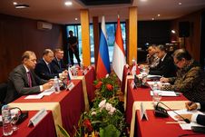Terima Kunjungan Deputi Pertama Perdana Menteri Rusia, Menko Airlangga Bahas Peluang Perdagangan dan Kerja Sama Ekonomi Bilateral