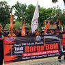Massa Buruh Gelar Demo Tolak Kenaikan Harga BBM hingga Tuntut UMP Naik di Balai Kota DKI