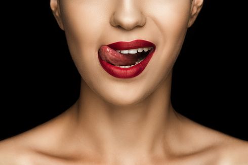 5 Tips Mengatasi Bibir Gelap dengan Cara Alami