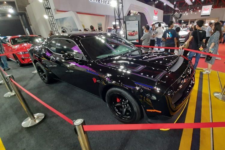 Animo masyarakat terhadap muscle car di Telkomsel IIMS 2019 hanya sebatas objek foto.