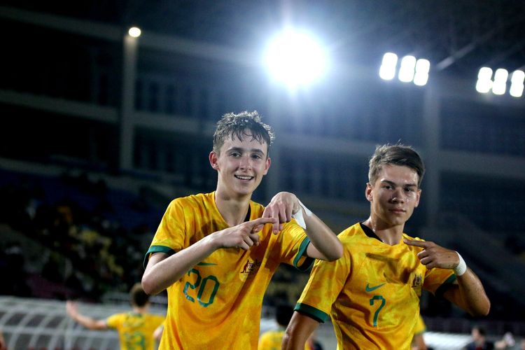 Selebrasi pemain timnas U16 Australia usai membobol gawang Thailand pada final Piala AFF U16 yang berlangsung di Stadion Manahan, Solo, Rabu (3/7/2024).