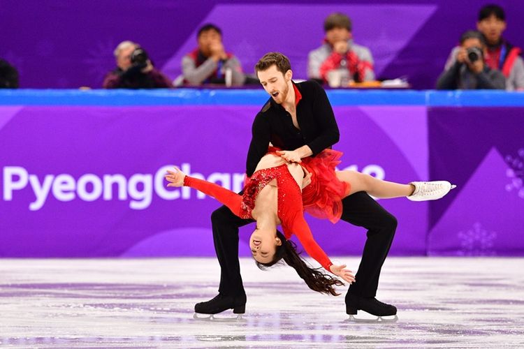 Atlet figure skating Korea Selatan Yura Min dan Alexander Gamelin tampil di Olimpiade Musim Dingin di Pyeongchang.