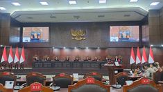 Uji Materi Tidak Adanya Batas Masa Jabatan DPR Digugurkan MK karena Pemohon Tak Hadiri Sidang