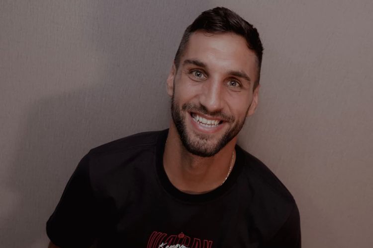 Perkuat Jantung Pertahanan, Persija Rekrut Bek Setinggi Hampir 2 Meter