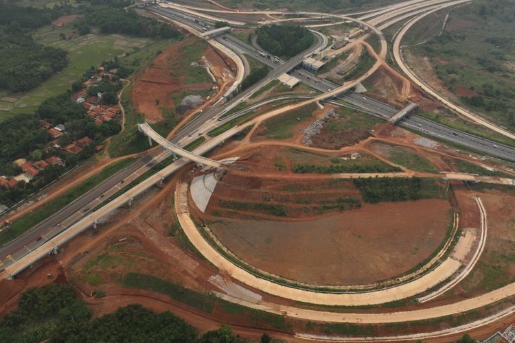 Pembangunan Jalan Tol Jakarta-Cikampek (Japek) II Selatan Paket 3 Sukabungah-Sadang.