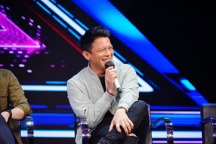 Ariel NOAH saat menjadi juri dalam ajang pencarian bakat X Factor Indonesia 2021.