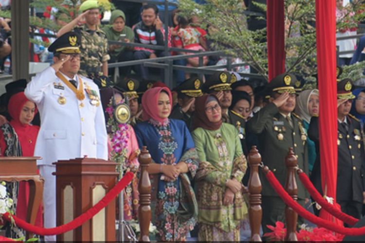  Pemerintah Jawa Barat mengklaim Jawa Barat telah mengalami kemajuan signifikan dan mampu berkontribusi pada pembangunan Indonesia
