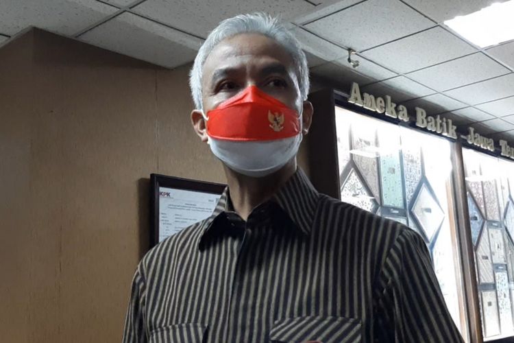 Perayaan Malam Tahun Baru di Jateng, Ganjar: Buat Saja Daring yang Penting Masyarakat Senang