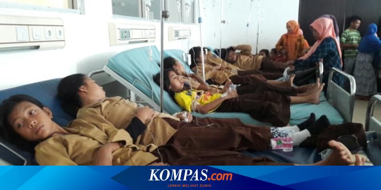 Setelah Minum Obat Penambah Darah Puluhan Siswi Smp Dilarikan Ke