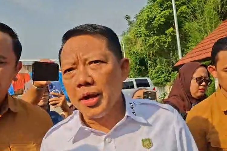 Jampidsus Febrie Adriansyah Akhirnya Muncul ke Publik Usai Rumahnya Dijaga TNI dan Penggeledahan Polri