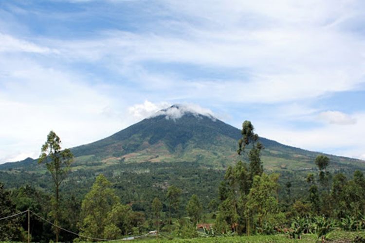Mount Cikuray from Cisurupan, Garut.