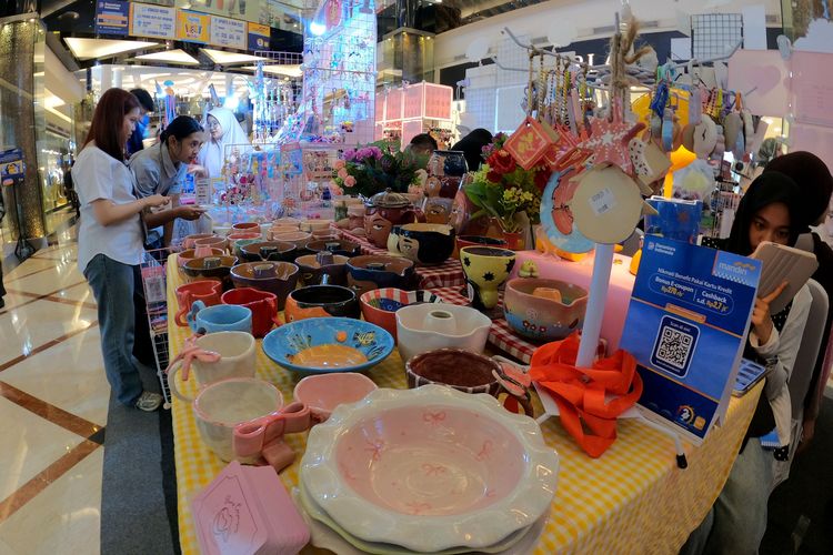 Kisah Azarina, dari Ruang Tamu di Lampung ke Pasar Ekspor lewat Produk Tas