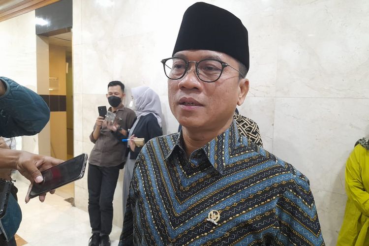 Wakil Ketua Umum PAN Yandri Susanto di Kompleks Parlemen Senayan, Jakarta, Kamis (18/8/2022).