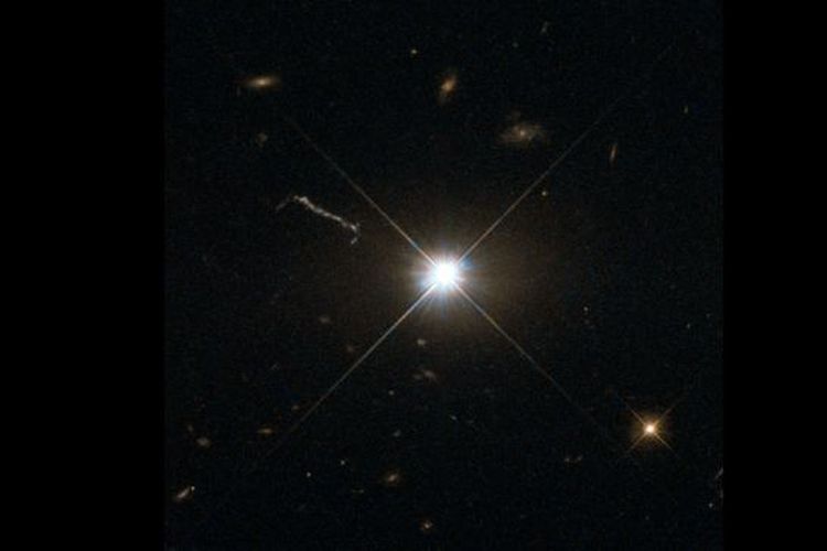 Largest quasar collection: Huge-LQG