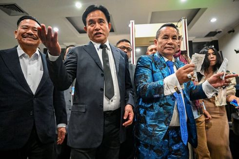 Ramai-ramai Yusril hingga Hotman Paris Bela Prabowo-Gibran dari Gugatan Anies dan Ganjar