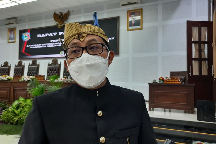 Wali Kota Malang Sutiaji saat ditemui di sela-sela rapat paripurna di gedung DPRD Kota Malang, Rabu (31/3/2021).