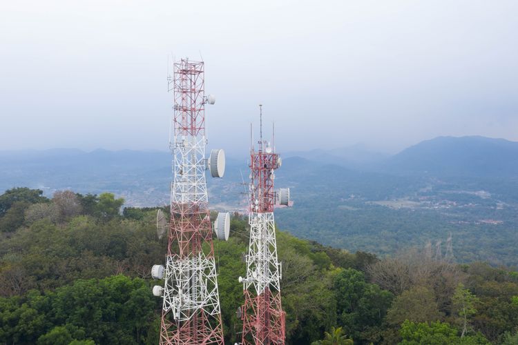 Anak usaha Telkom, Mitratel, memiliki portofolio berupa lebih dari 28.000 menara telekomunikasi yang tersebar di seluruh Indonesia. 