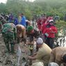 Cegah Abrasi, Pesisir Pantai di Banyuwangi Ditanami Mangrove