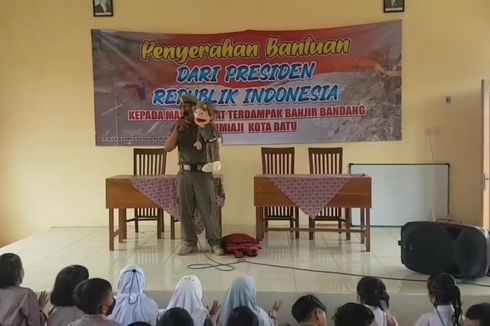 Kisah Edy Prayitno, Anggota Satpol PP Kota Batu, Mendongeng untuk Kenalkan Aturan pada Anak-anak