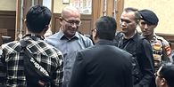 Hasyim Asy'ari Sebut PDI-P yang Minta Harun Masiku Jadi Anggota DPR, Bukan Hasto