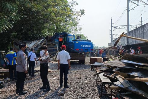 Penertiban Lokalisasi Gunung Antang, 120 Bangunan Liar Dirobohkan