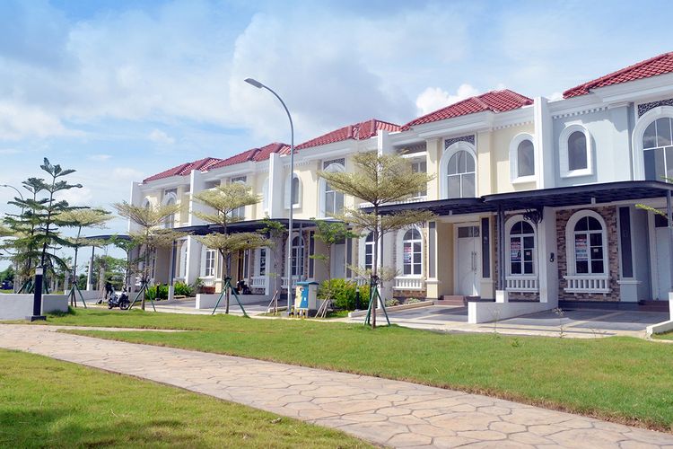 Proyek Jakarta Garden City yang dikembangkan PT Mitra Sindo Sukses di lahan seluas 370 hektar di Jakarta Timur ini meraih penjualan tertinggi, yakni sebanyak 400 unit rumah menengah seharga Rp1,3 miliar ke atas di wilayah DKI Jakarta.