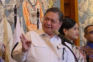 Airlangga Ungkap Alasan Moody's Pangkas Outlook Peringkat Utang RI Jadi Negatif