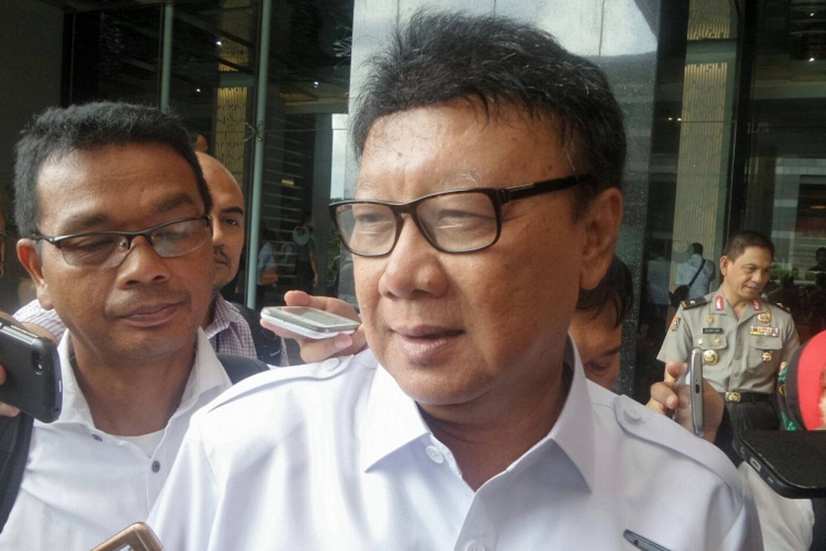 Menteri Dalam Negeri Tjahjo Kumolo saat ditemui usai Rakornas Tim Terpadu Penanganan Konflik Sosial Tahun 2017 Kementerian Dalam Negeri di Hotel Bidakara, Jakarta Selatan, Rabu (15/3/2017).