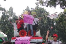 Ahok: Saya Mengusik Ketenangan Penyewa Lapak PKL Monas 