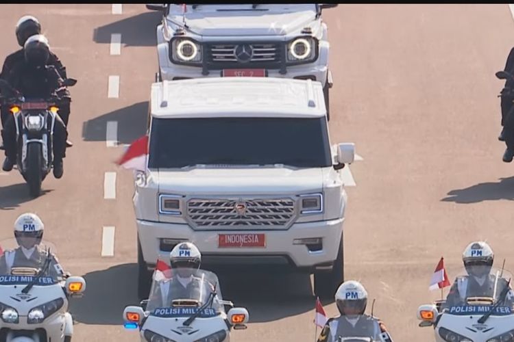 Kendaraan Maung MV3 Garuda Limousine yang digunakan Wakil Presiden RI Gibran Rakabuming Raka saat menghadiri sidang tahunan MPR-RI, di Komplek Parlemen Senayan, Jakarta, Jumat (15/8/2025).