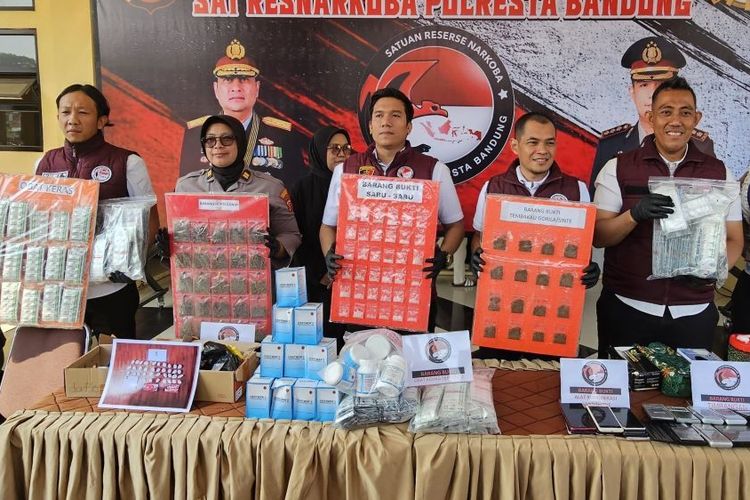 Rumah di Cicalengka Bandung Jadi Gudang Obat Ilegal, Polisi Sita 784.500 Butir Obat Keras