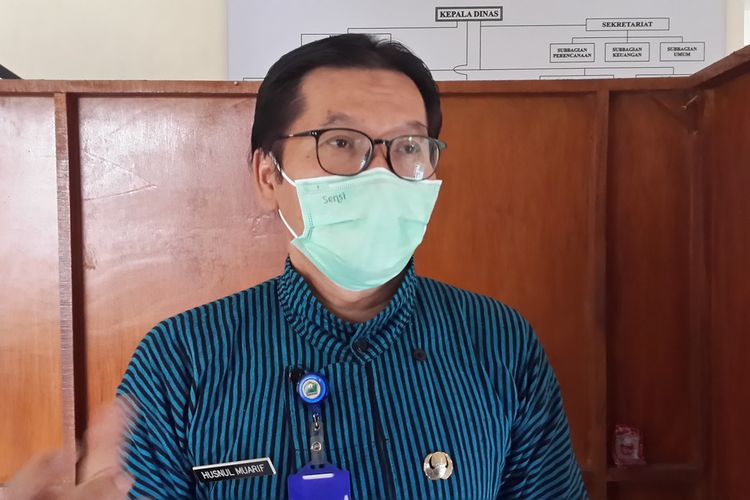 Humas Satgas Covid-19 Kota Malang, Husnul Muarif saat diwawancara di kantornya, Kamis (13/8/2020).