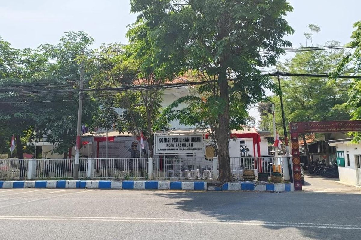 Kantor KPU Kota Pasuran jalan Panglima Sudirman 119 A Kota Pasuruan 
