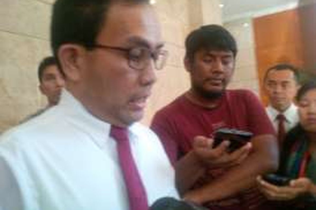 Direktur Departemen Komunikasi Indonesia Arbonas Hutabarat di Bareskrim Polri, Gambir, Jakarta, Rabu (28/12/2016).?