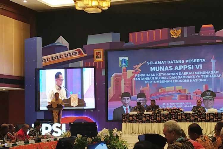 Mendagri Tito Karnavian saat memberikan materi dalam Kongres Asosiasi Pemerintah Provinsi Seluruh Indonesia (APPSI) ke VI di Hotel Borobudur, Lapangan Banteng, Jakarta Pusat, Selasa (26/11/2019).